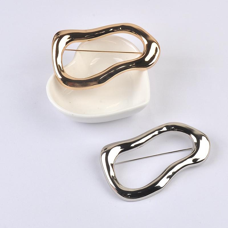 Women'S Fashion In The 80S - Bros Pin Lingkaran Besar Bahan Stainless